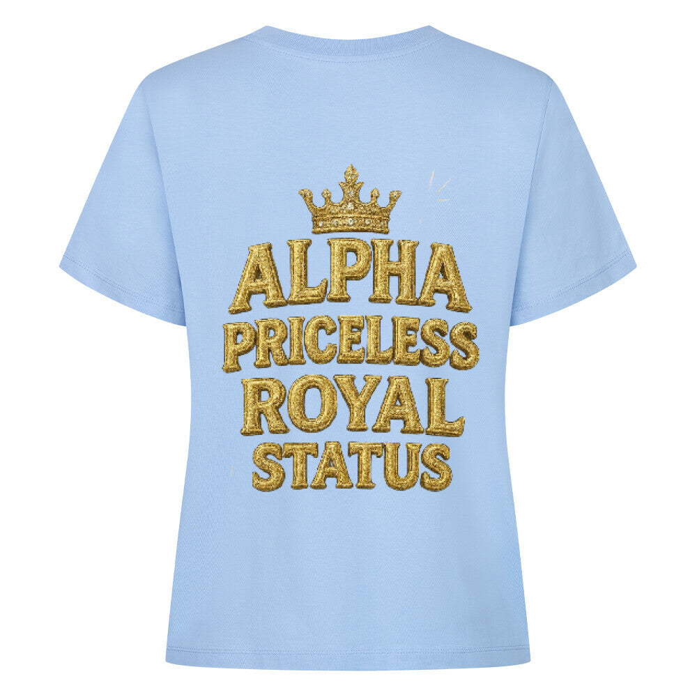 Rückansicht des Alpha Priceless Royal Status Tee mit goldener Schrift und Krone auf hellblauem Hintergrund.