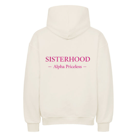 Rückansicht des VACANCY Ultimate Sisterhood Oversized Shirt mit Schriftzug "SISTERHOOD Alpha Priceless".