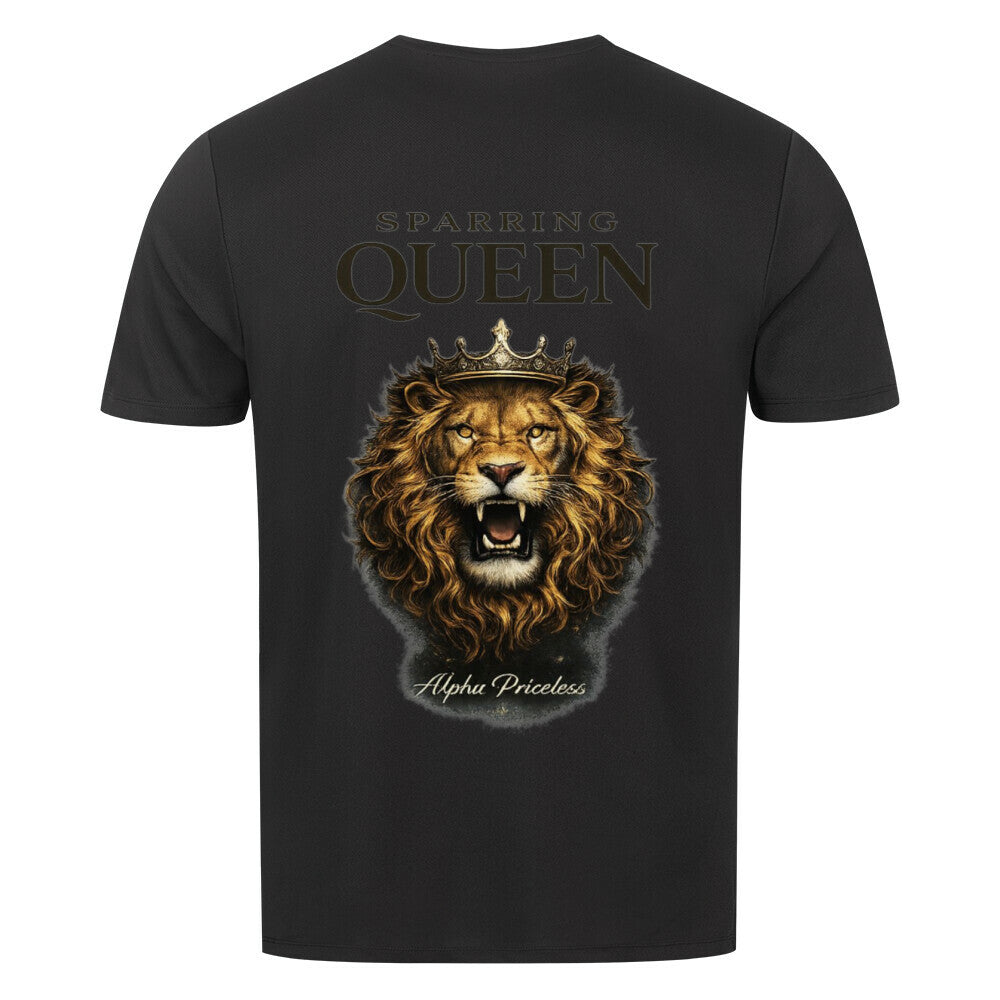 Sport T-Shirt Sparring Queen - Alpha Priceless PerformX Tee mit Löwenmotiv und Krone auf schwarzem Hintergrund.