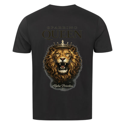 Sport T-Shirt Sparring Queen - Alpha Priceless PerformX Tee mit Löwenmotiv und Krone auf schwarzem Hintergrund.