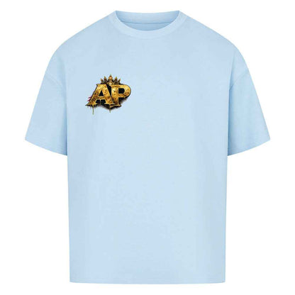 Alpha Priceless Oversized Tee - Built for Discipline. Made to Dominate, hellblau mit AP-Logo.