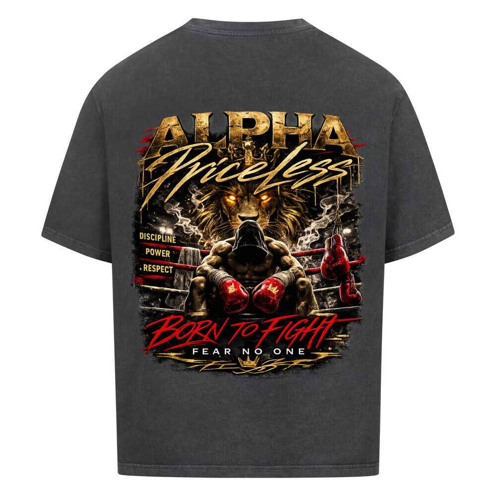 Alpha Priceless Oversized Tee - Built for Discipline. Made to Dominate. Rückansicht mit Löwen-Design und Schlaghandschuhen.