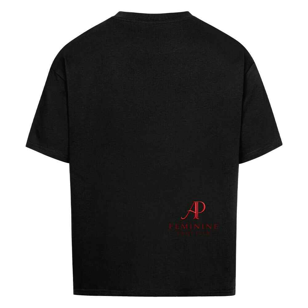 Alpha Priceless - No Fear No Limits Women’s Oversized Shirt Rückansicht in Schwarz mit rotem Logo auf der Rückseite.
