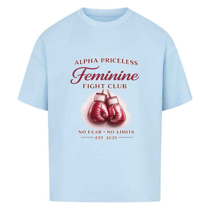 Alpha Priceless - No Fear No Limits Women’s Oversized Shirt mit Grafik von Boxhandschuhen auf himmelblauem Hintergrund.